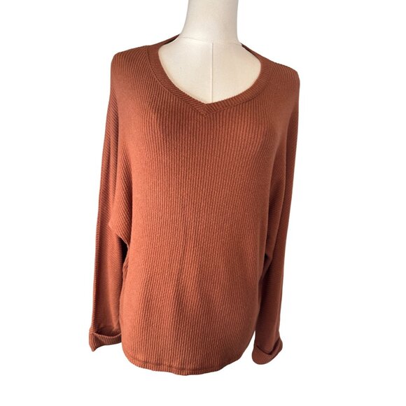 Caslon  Small Rust Ribbed Knit V-Neck Sweater S Rayon/Polyester/Spandex Blend - Picture 1 of 13